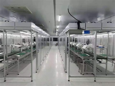 제약 산업은 클린룸 바닥재에 대해 높은 기준을 가지고 있습니다.